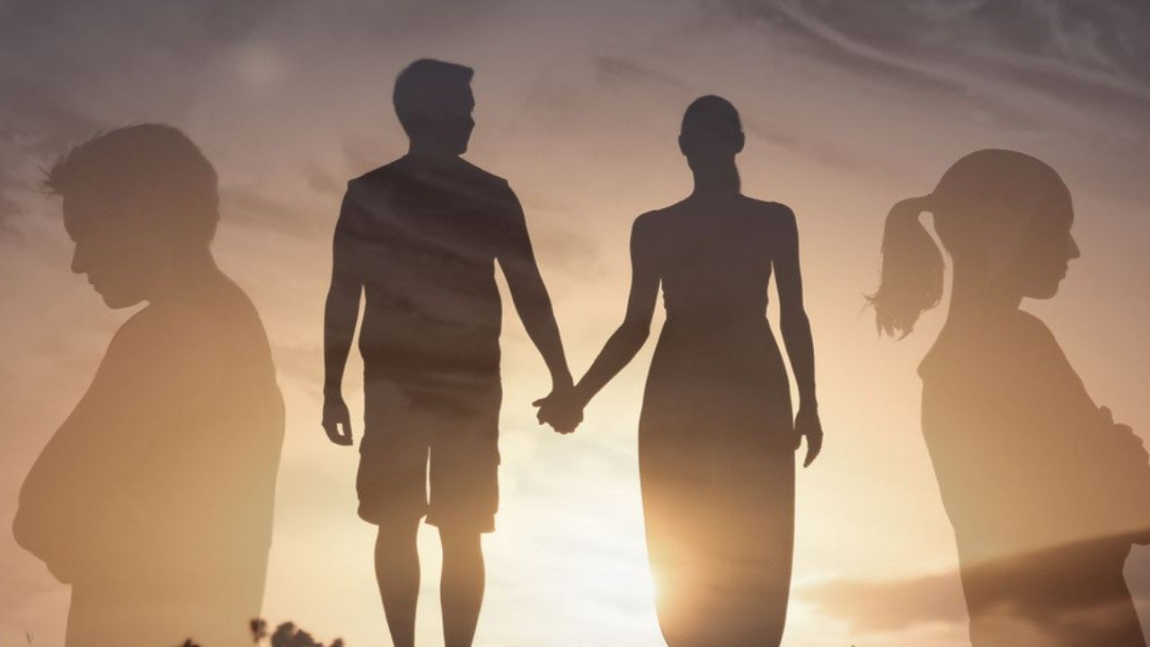 40+ End-of-Relationship Quotes to End Things Peacefully
