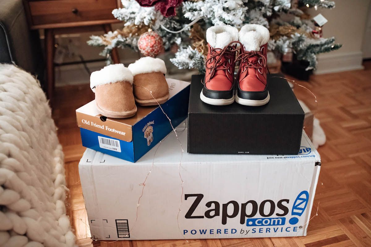 Find the Best Gifts with the Zappos Holiday Gift Guide Of Mum