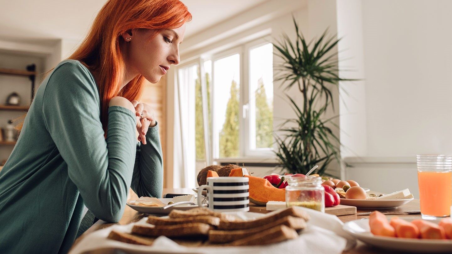 How to Eat to Reduce Anxiety and Improve Your Mood?
